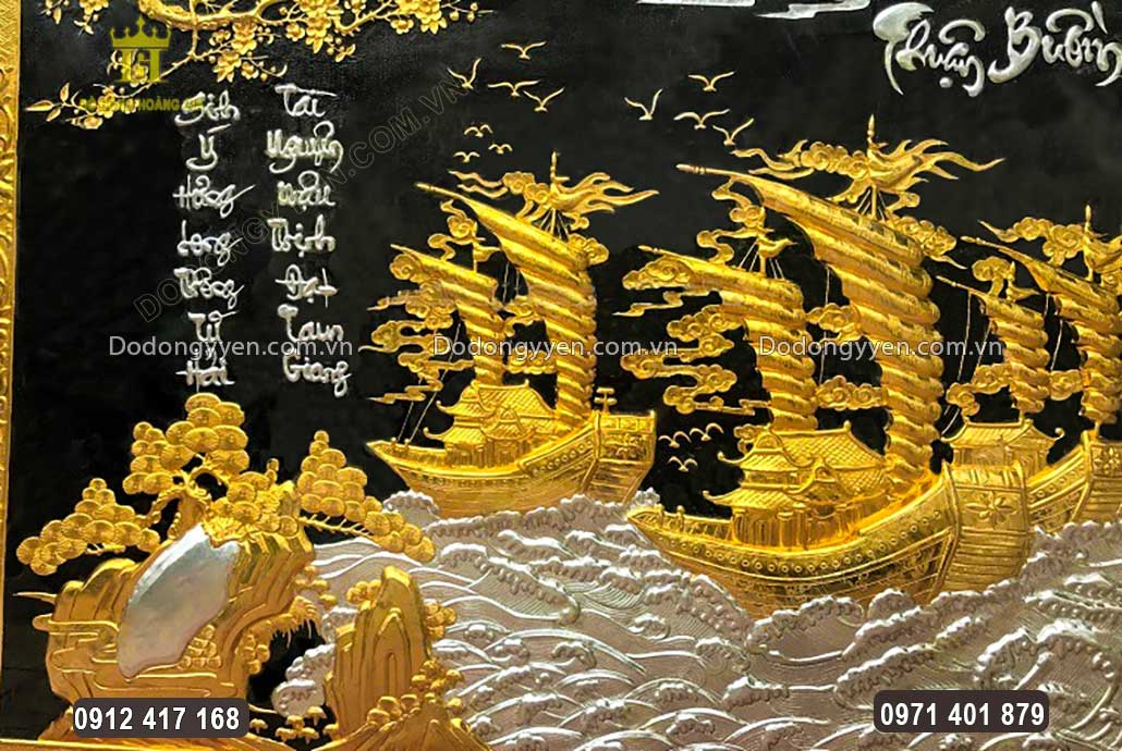 &rdquo;Sinh &Yacute; Hưng Long Th&ocirc;ng Tứ Hải - T&agrave;i Nguy&ecirc;n Mậu Thịnh Đạt Tam Giang" mang &yacute; nghĩa: B&aacute;n bu&ocirc;n hưng vượng th&ocirc;ng bốn biển - T&agrave;i nguy&ecirc;n phồn thịnh nối ba s&ocirc;ng